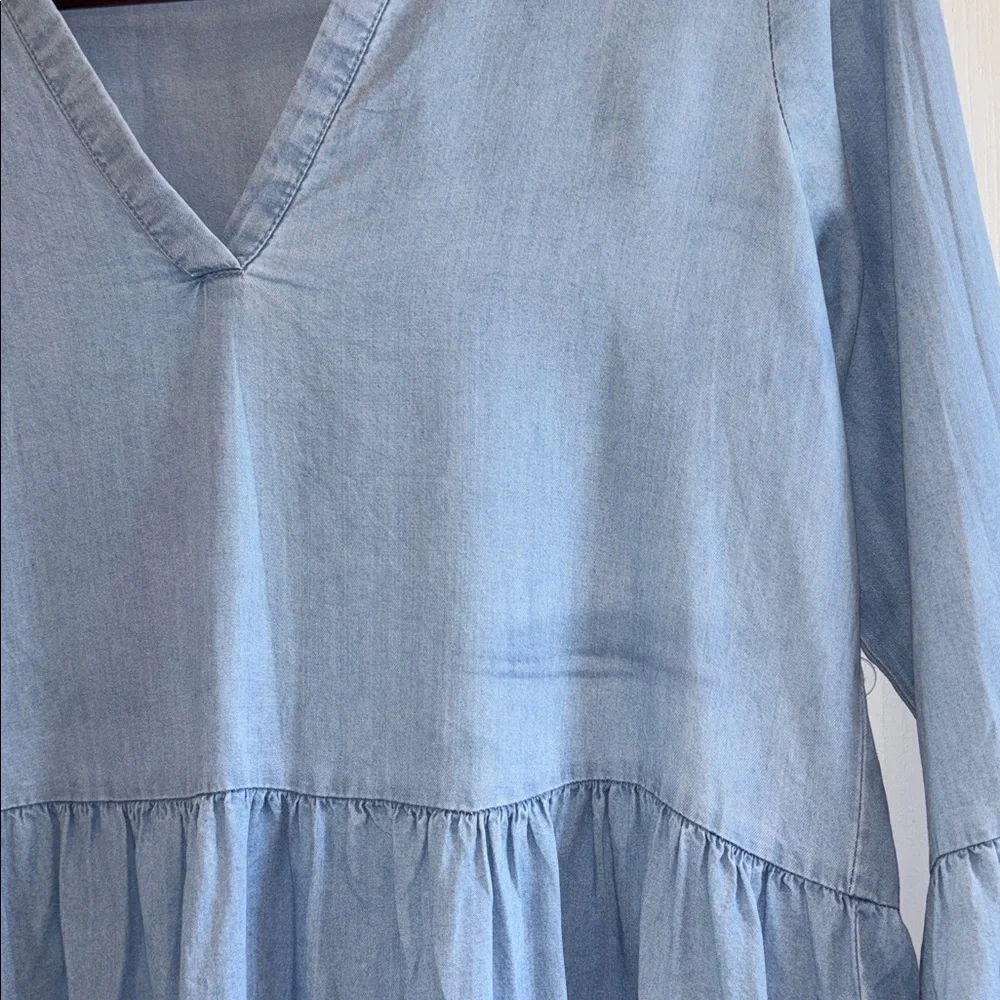 AMISU LIGHT BLUE DENIM DRESS TWO TIERED V NECK 3/4β BELL SLEEVES BOTTOM RUFFLE - Picture 14 of 16